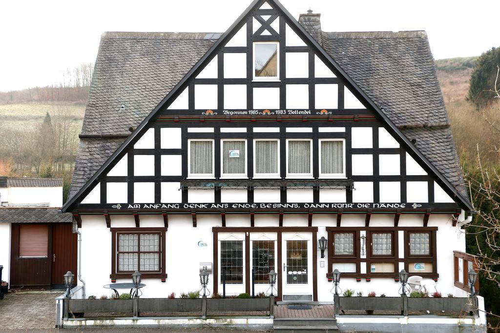 Hotel Die Welt Schmallenberg Ngoại thất bức ảnh